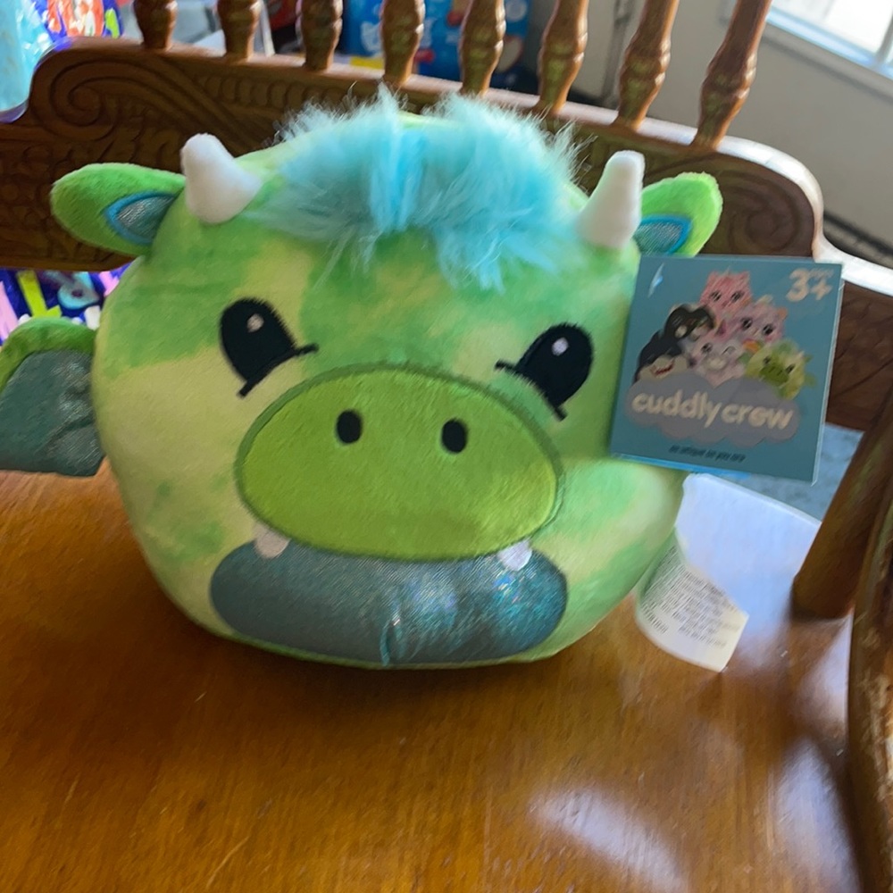 New Cuddly crew squish mallow dragon